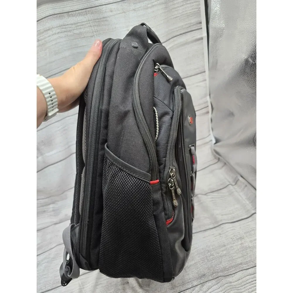 WENGER SWISS GEAR LEGACY 16